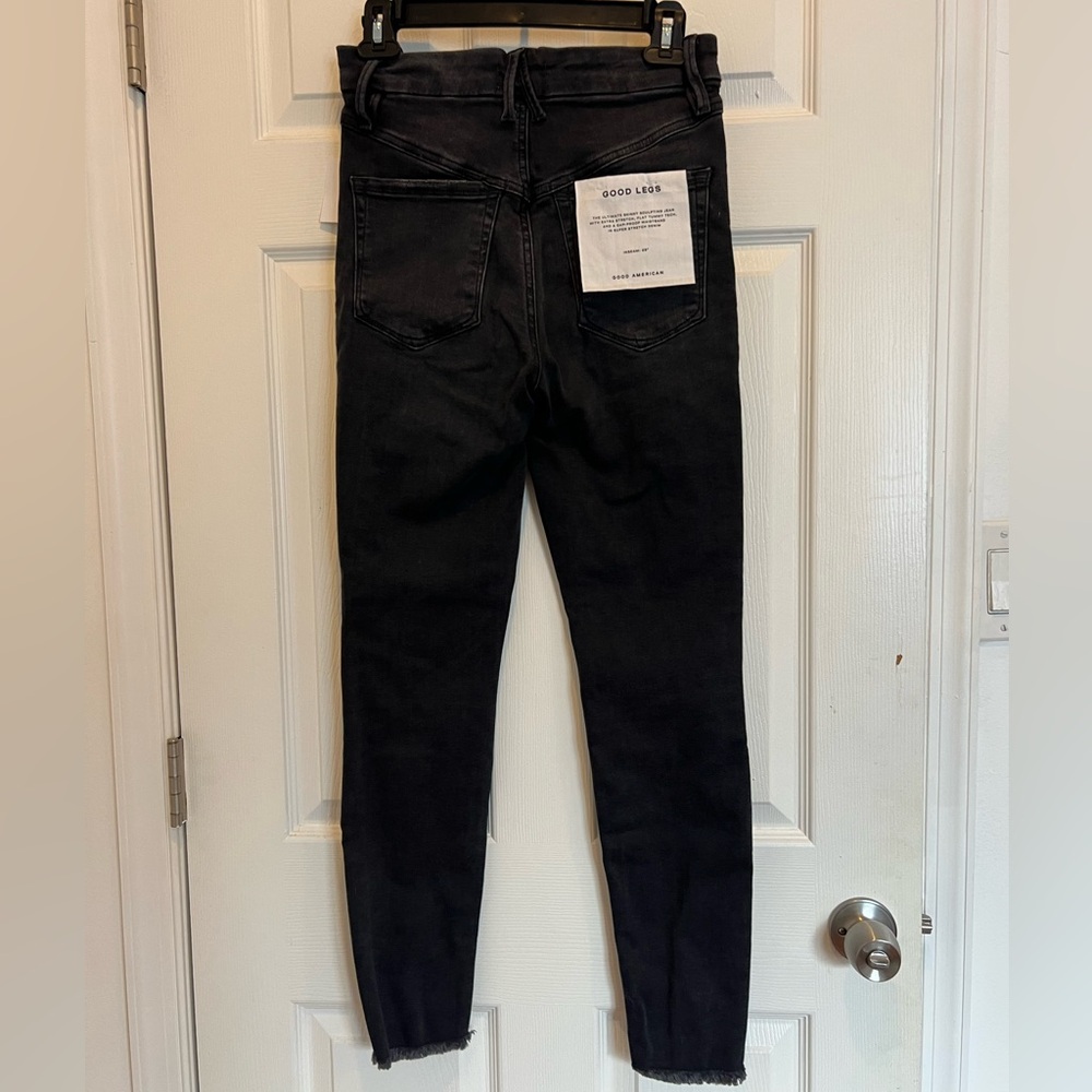 Good American - Always Fits Good Legs Skinny Jeans - Picture 4 of 11